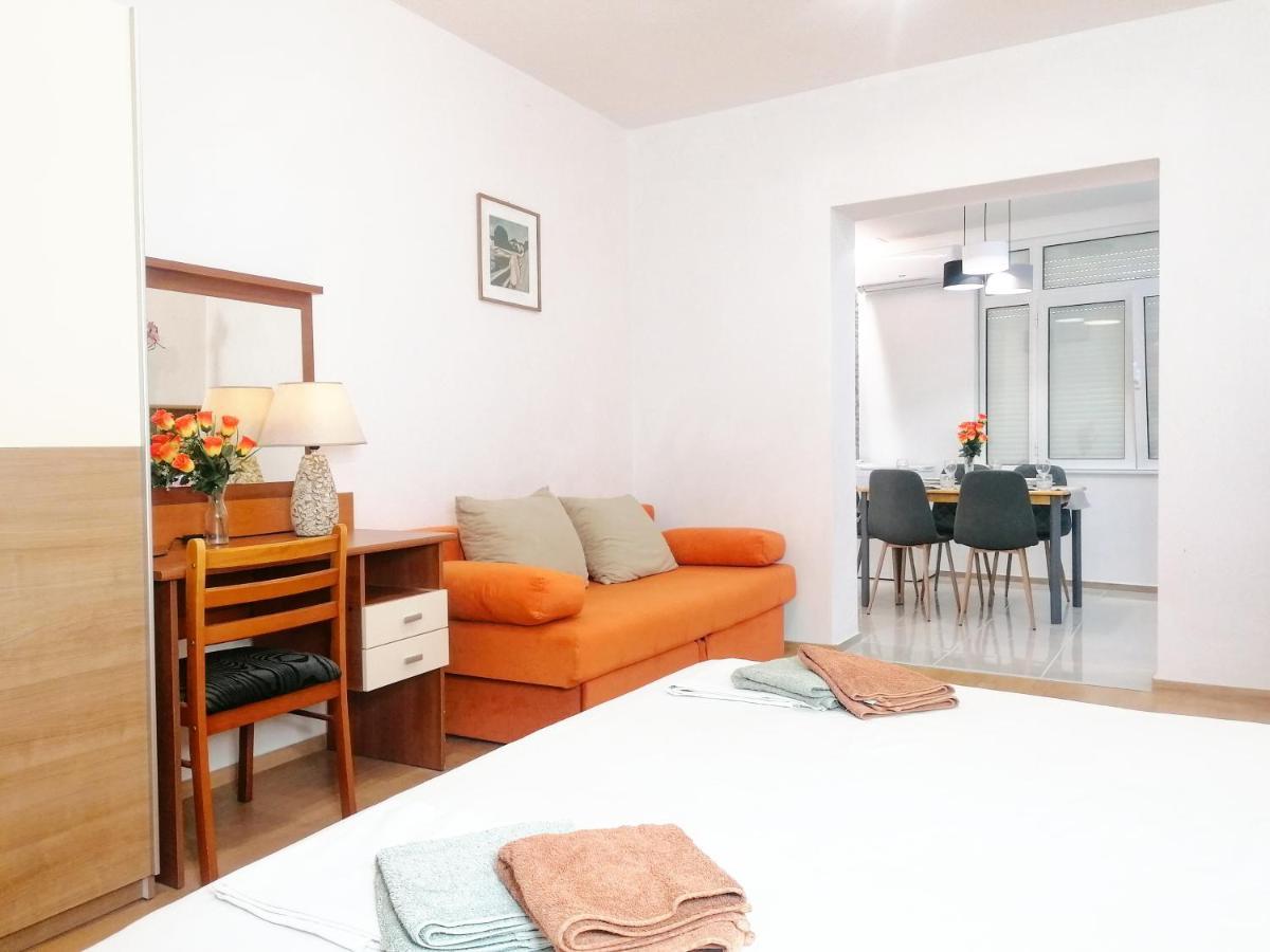 Apartmani Buljubasic Baska Voda Bagian luar foto