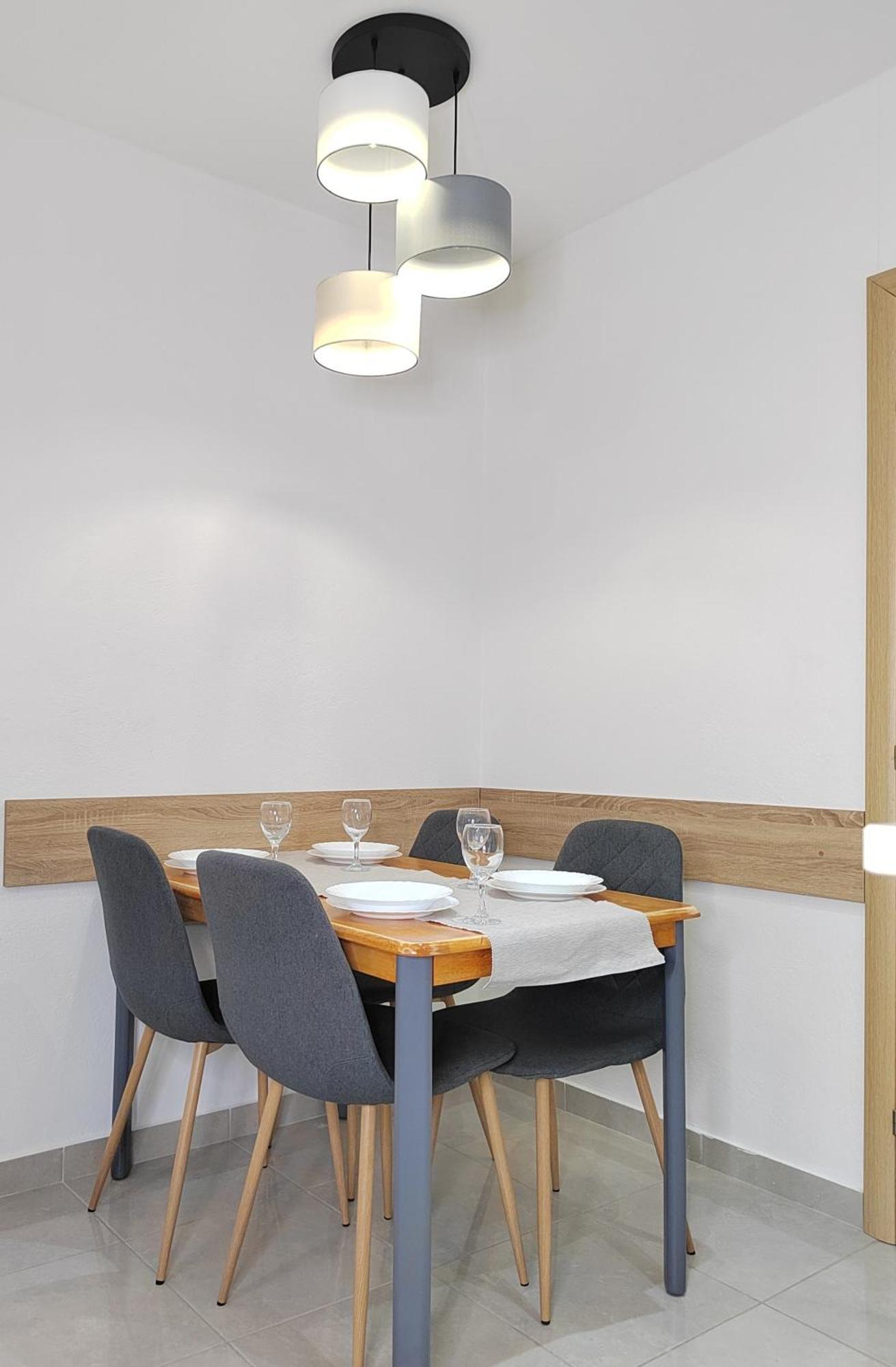 Apartmani Buljubasic Baska Voda Bagian luar foto